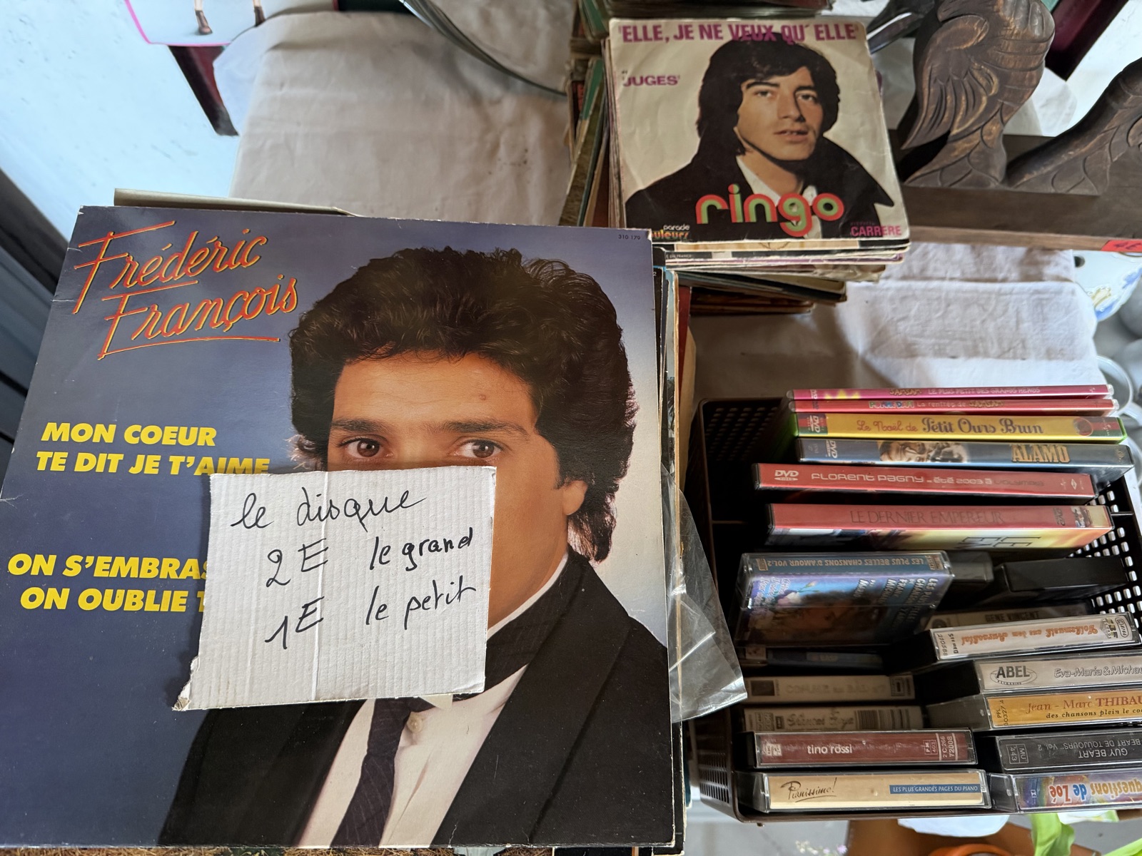 Records and CDs at vide-grenier prices